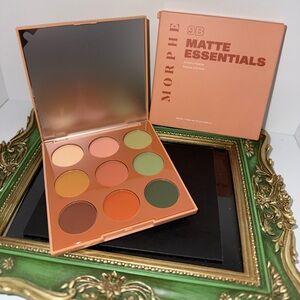 Morphe 9B Matte Essentials Eyeshadow Palette